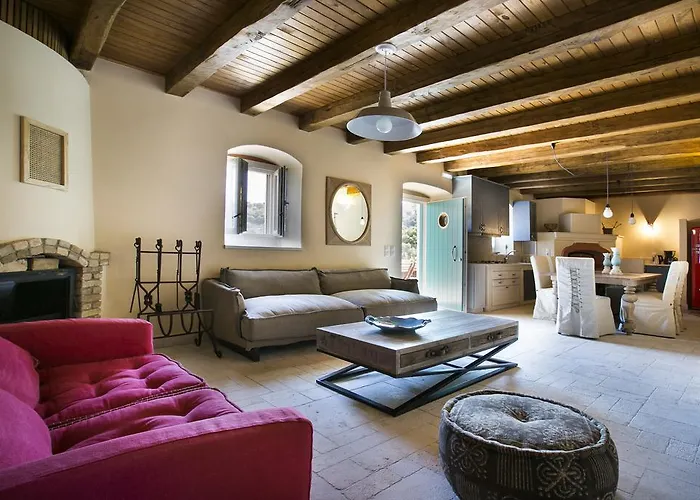 Iconic - Rosa Βίλα Αγία Ευφημία