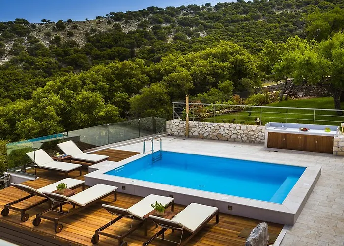 Iconic - Rosa Αγία Ευφημία