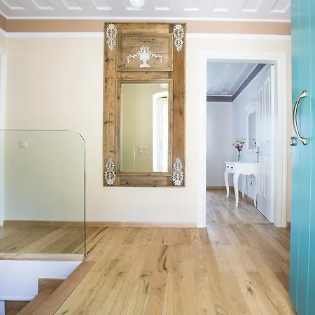 Villa Iconic - Rosa *