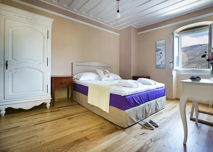 Iconic - Rosa Villa Agia Efimia